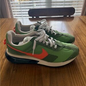 Nike Green and Red Sneakers